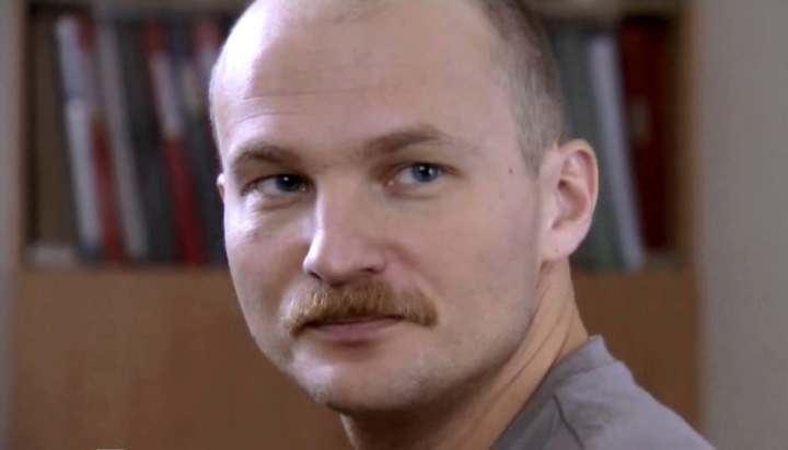   .  (2010)