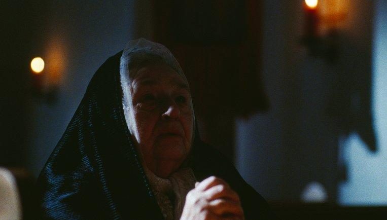  (2000)