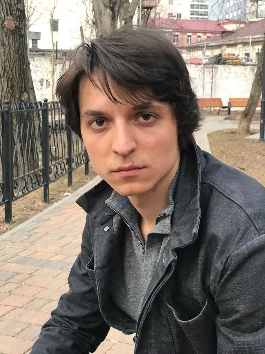 Дмитрий Олейник фигурист