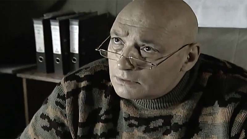   - " !.." (2004)