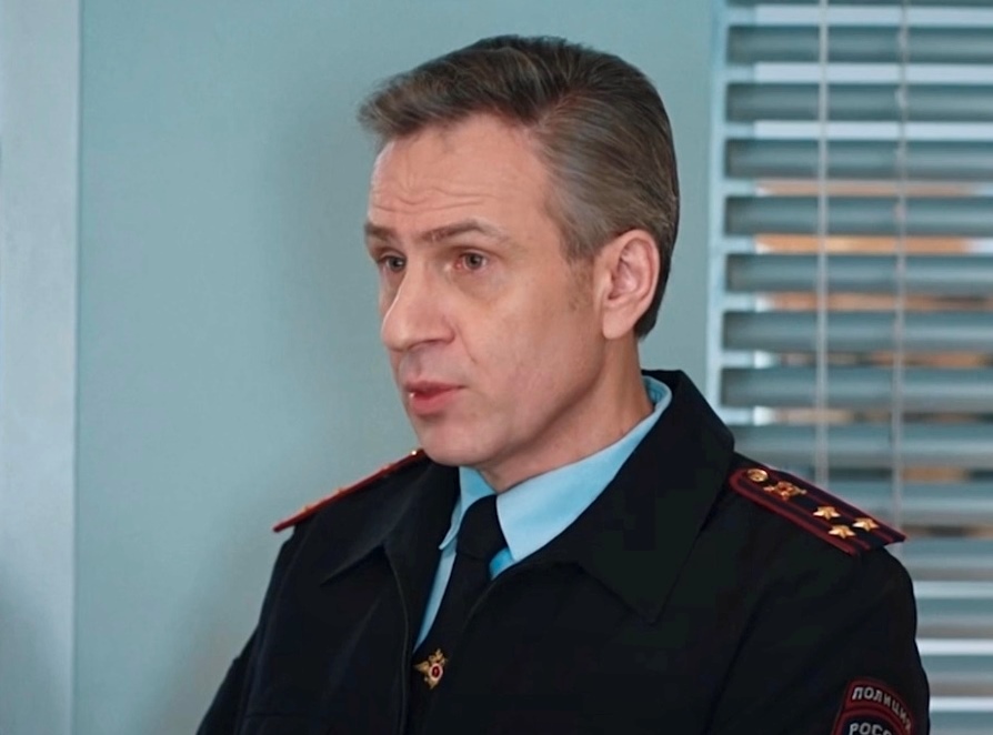   - "  -2" (2022)