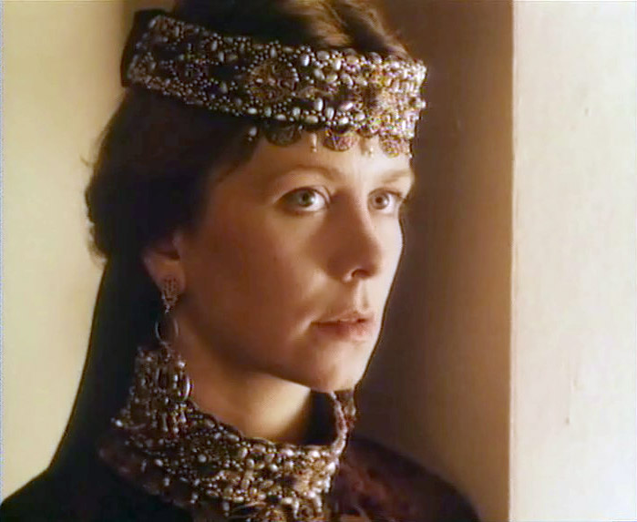   - "ϸ " (1986)