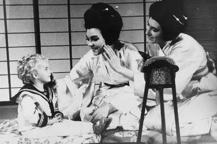   - Butterlfy - Aino Seep  ja Suzuki - M. Krinal - " " . (1964).
