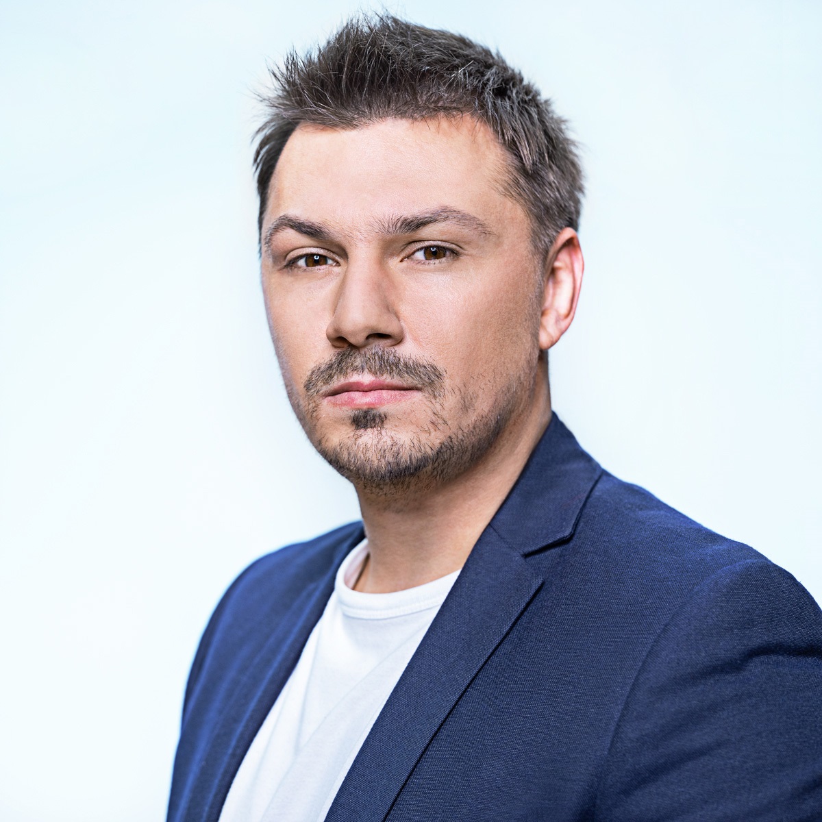 Максим рыбаков новости