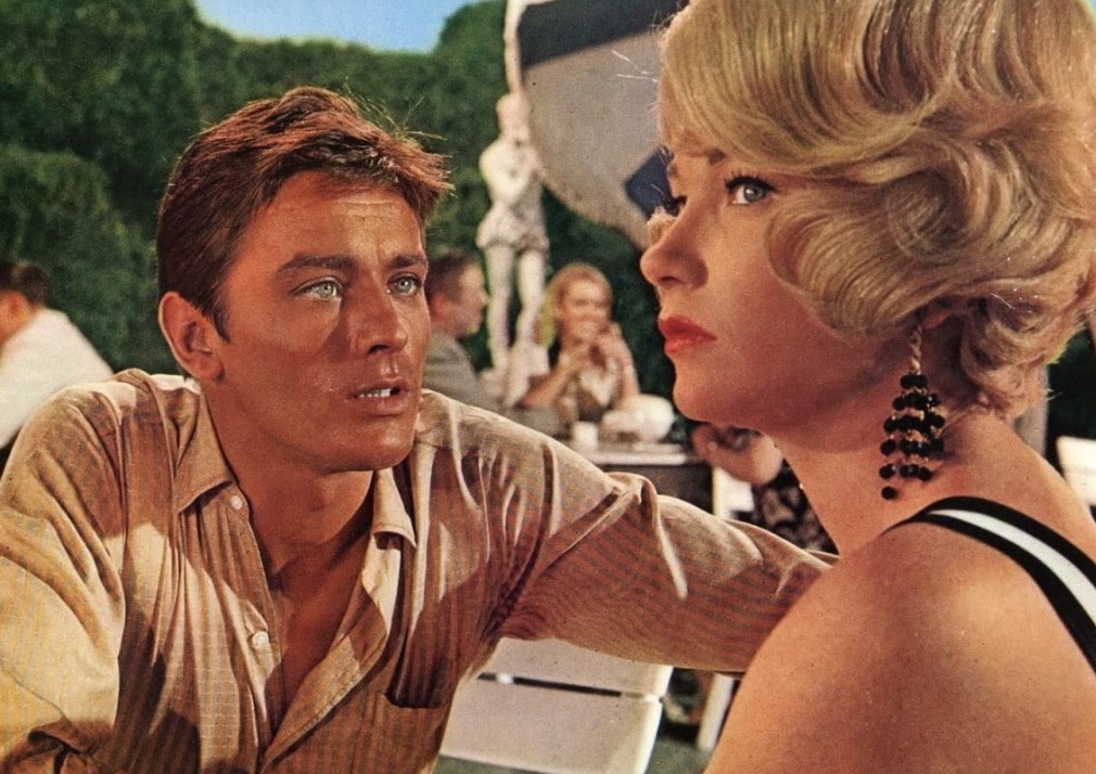   - "Ƹ -" (1964)