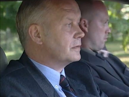   - 4 () (2003)