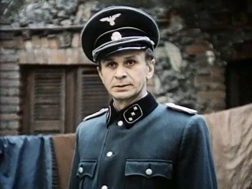   (1982)