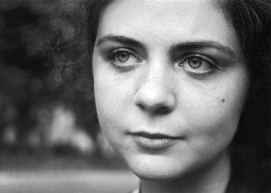 Анна артамонова биография и личная жизнь Анна Артамонова - актриса, режиссёр, сценарист - фотографии - российские режиссё