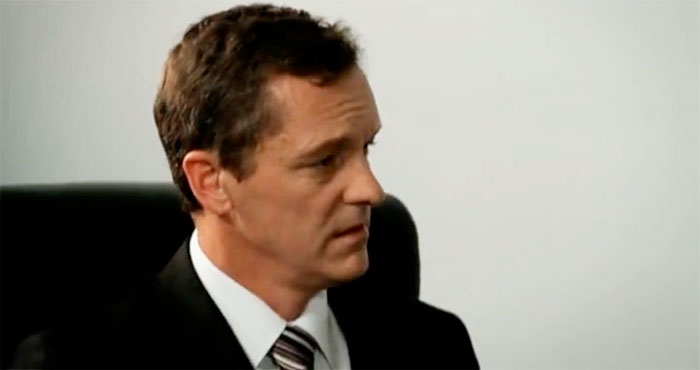   (2013)