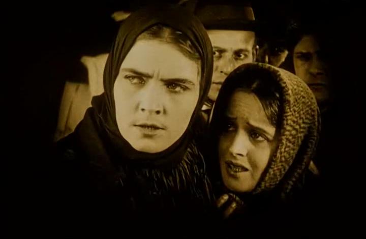   (1922)