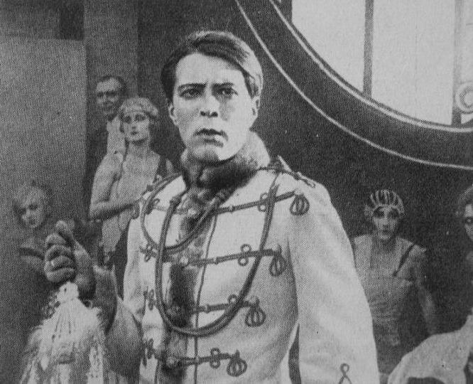    (1924)