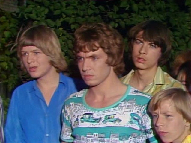   - "  " (1971-1989)