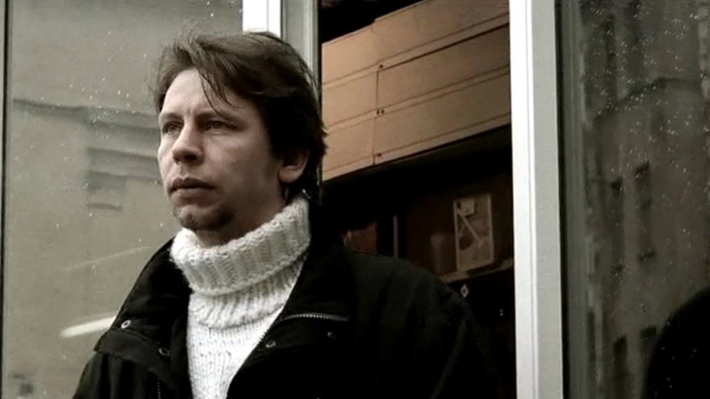  (2004)