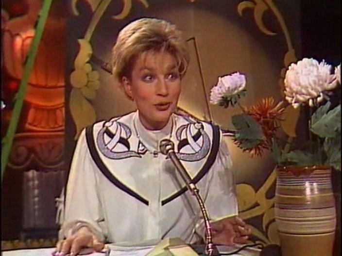   (1989)