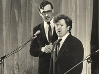   (1975)