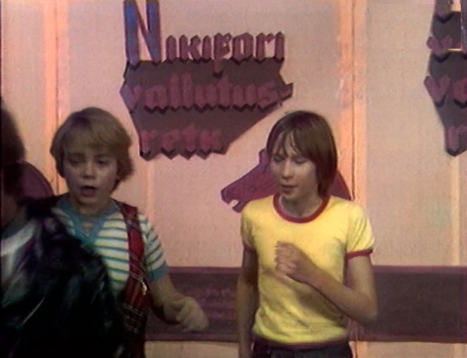   - "Ƹ " (1979)