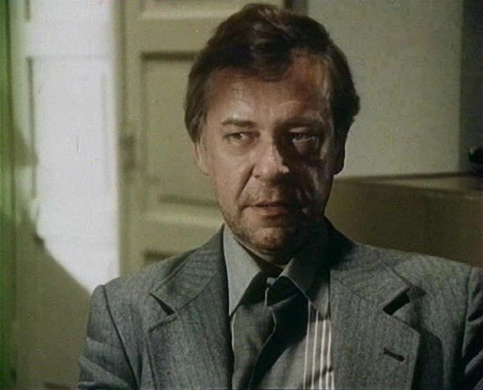  (1985)