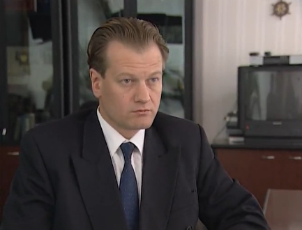   - 4 () (2003)