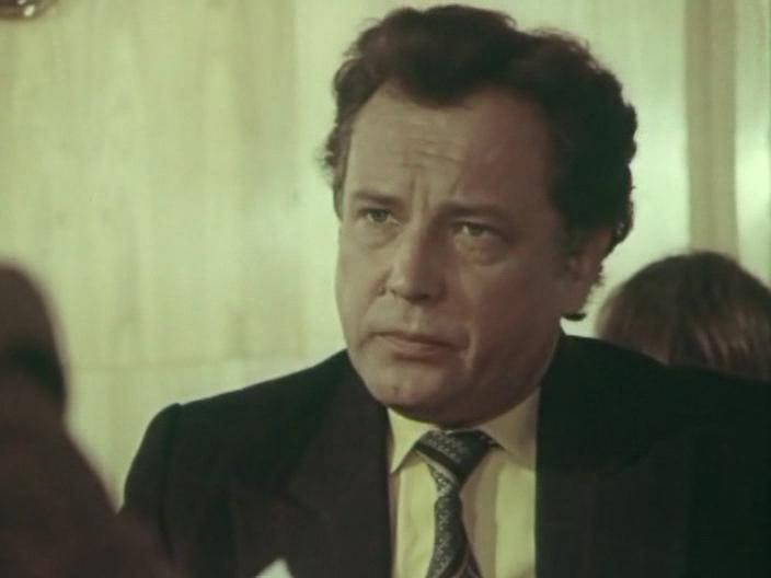   (1982)