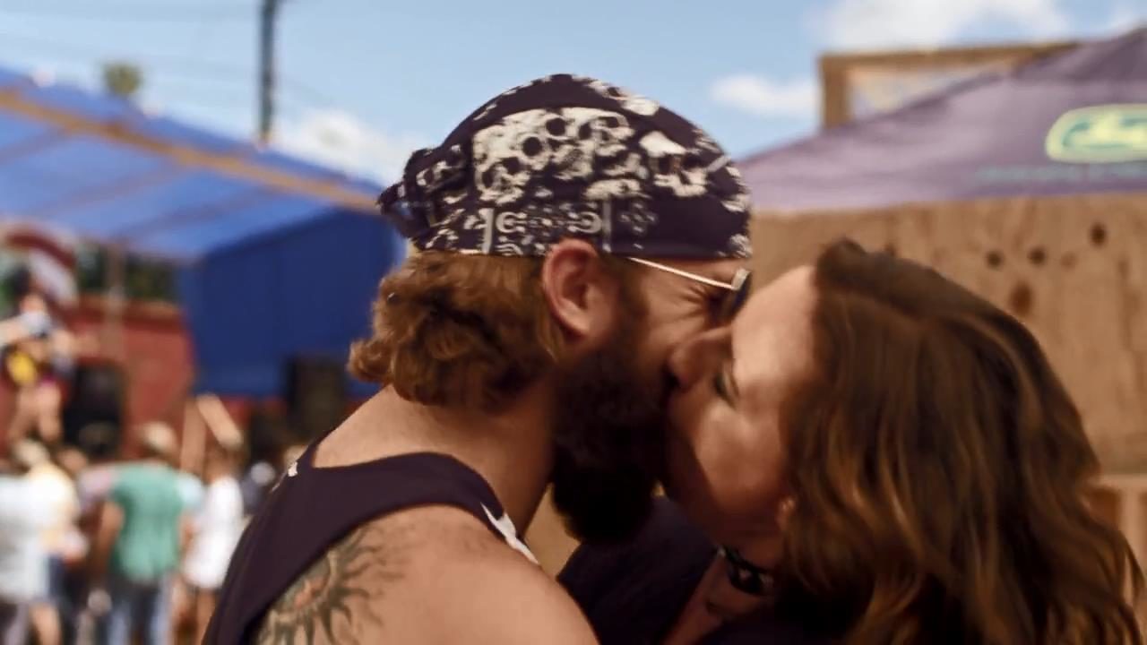     (2017)