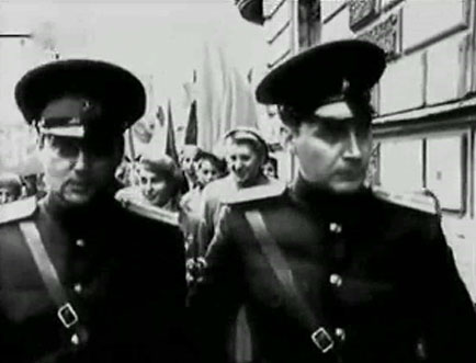   (2001)