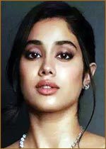   (Janhvi Kapoor) 