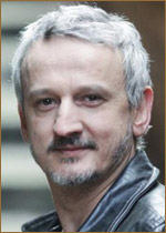   (Nicolas Simon) 