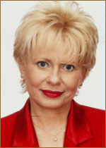   (Cecília Esztergályos) 