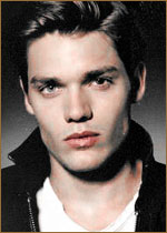   (Dominic Sherwood) 