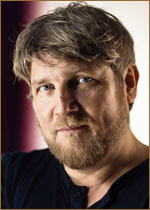    (Henning Valin Jakobsen) 