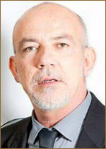   (Enzo Strippoli) 