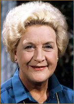   (Mollie Sugden) 