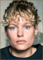    (Julia Franz Richter) 