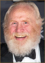   (James Cosmo, James Ronald Gordon Copeland) 