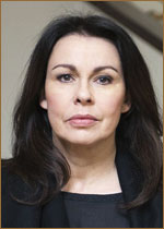   (Julie Graham) 