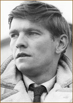   (Tom Courtenay) 