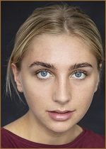    (Ella Lily Hyland) 
