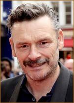   (Julian Barratt, Julian Barratt Pettifer) 