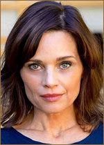   (Lorraine Farris) 