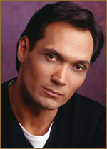   (Jimmy Smits) 