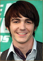   (Drake Bell) 