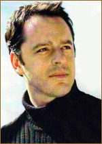   (Gil Bellows) 