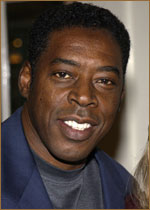   (Ernie Hudson) 