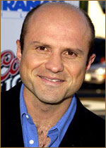   (Enrico Colantoni) 