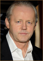   (David Morse) 