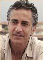   (David Strathairn) 