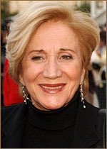   (Olympia Dukakis) 