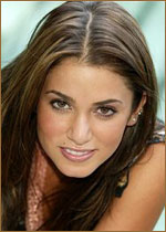   (Nikki Reed) 