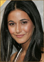   (Emmanuelle Chriqui) 