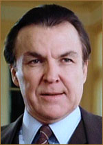   (Anthony Zerbe) 